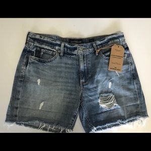 NWT - Lucky Brand “The Boyfriend”denim jeans